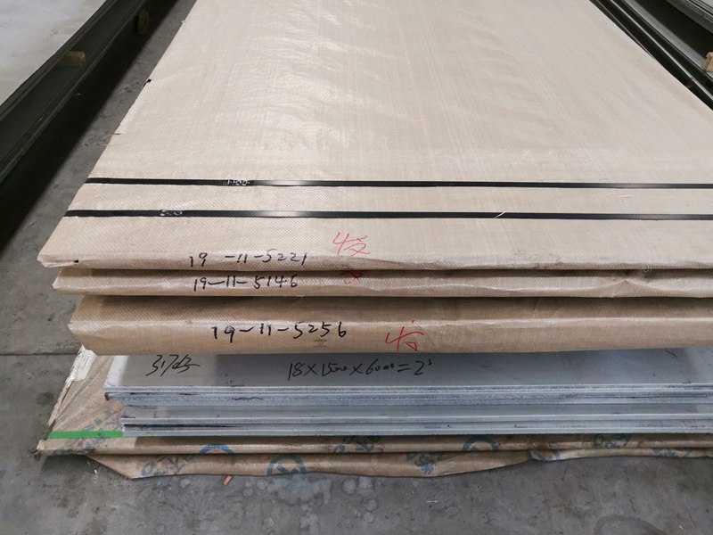 不銹鋼板打包發(fā)貨